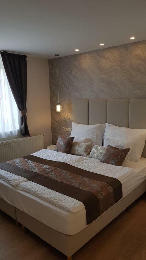 Tuenderlak Vendeghaz Apartment Balatonfüred Екстериор снимка